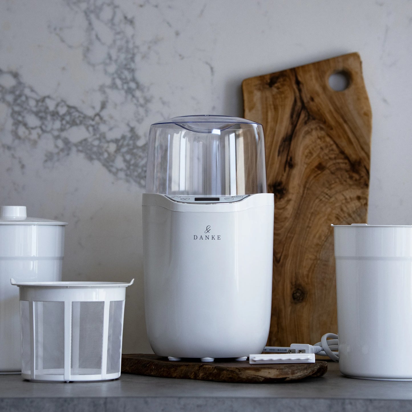 塩麹など発酵調理を楽しめる発酵ヨーグルトメーカーDANKE(ダンケ)